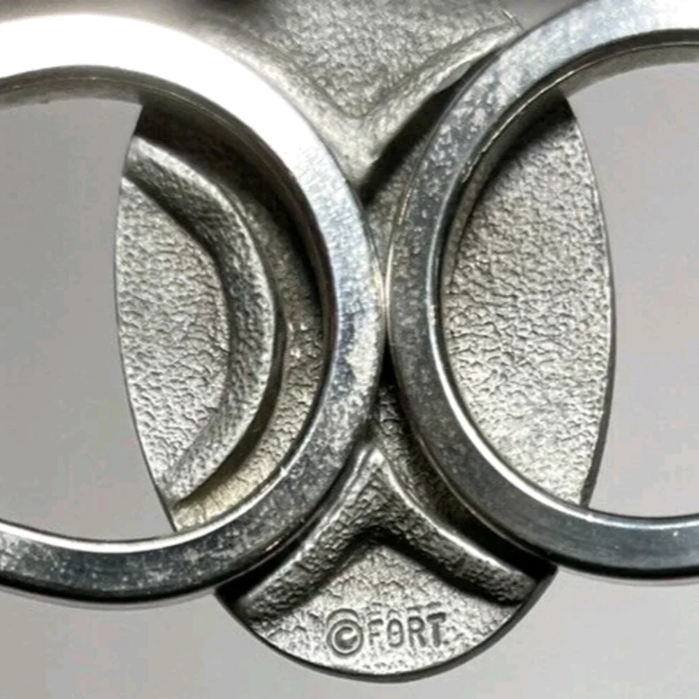 NASA Bracelet  Kennedy Space Center  Silver Tone Collectible - Picture 3 of 9